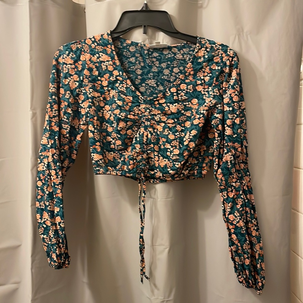 LongSleeve Crop Top